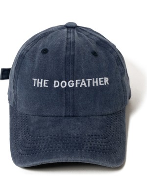 Nome Studio Nakışlı Şapka Dogfather Köpek Babası Lacivert Üstüne Beyaz Renk Yazı Nakışlı Şapka Eskitme Kumaşlı ve Beyaz Yazı Nakışlı Pamuklu Şapka Köpek Sever
