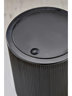 Kitchen Line 6,5 Lt Yuvarlak Çizgi Model Banyo Mutfak Çöp Kovası Siyah