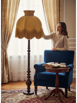 dekovien Gold Kadife Başlık Koyu Ceviz Ahşap Ayaklı Lambader Vintage Model 170X50CM