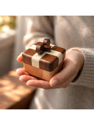 Defne Store 8.5 x 5 cm El Yapımı Masif Ahşap Takı ve Yüzük Kutusu