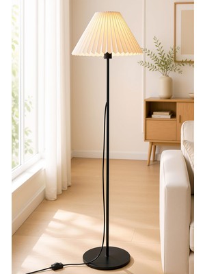 Bg Siyah Metal Ayaklı Lambader Pileli Kırma Krem Başlıklı Salon Yatak Odası Köşe Aydınlatma 150 cm LAM01