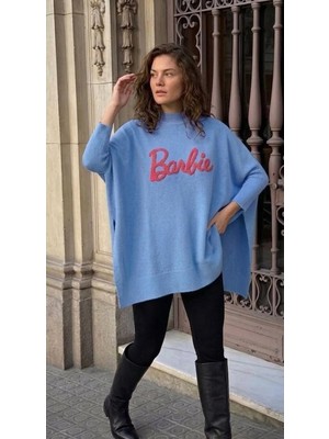 Onno Style Barbie Nakışlı Yırtmaçlı Triko Kadın Panço