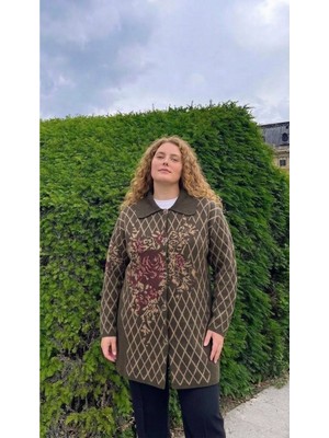 Onno Style Büyük Beden Ekose Gül Pike Desenli Çelik Örgü Kadın Triko Kaban