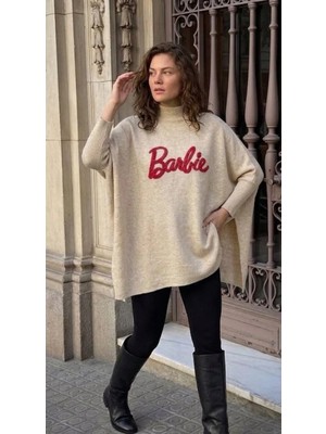 Onno Style Barbie Nakışlı Yırtmaçlı Triko Kadın Panço