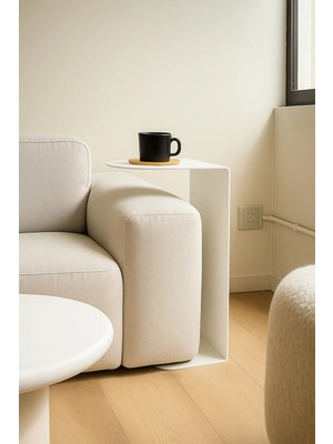 Maison Luré Yan Sehpa Metal
