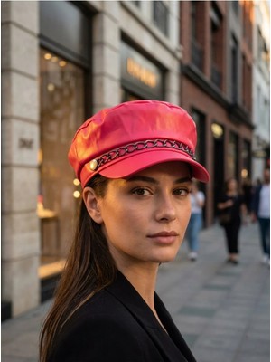 Emybox Zincir Detaylı Siyah Deri Kasket Şapka Kadın Kışlık Newsboy Şapkası Suni Deri Şık Kasket Modeli