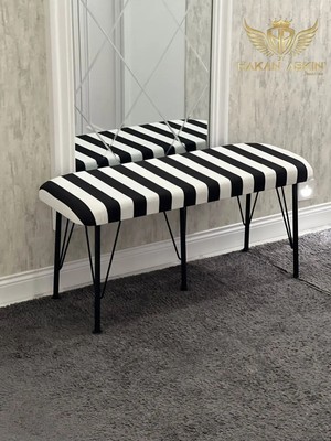 Maison Luré Puf & Bench Zebra Siyah Beyaz Puf Bench Siyah Metal Ayaklı