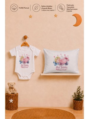 Pia Baby Isme Özel Kız Bebek Kısa Kollu Body Zıbın ve 35X45 cm Yastık Kılıfı %100 Pamuk Organik Baskılı Hediye Seti