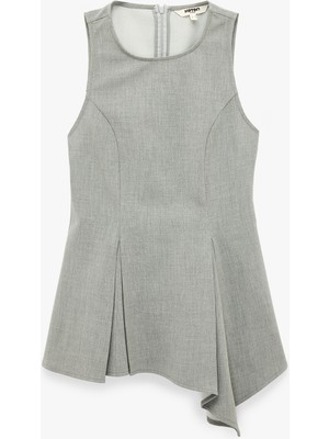 Koton Bisiklet Yaka Kolsuz Asimetrik Pileli Peplum Bluz