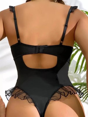 Esranın Dünyası Siyah Tül Işlemeli Body