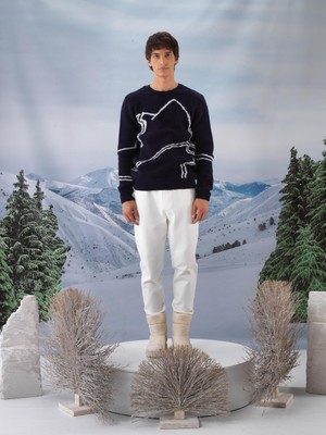 Erkek Lacivert Yumuşak Dokulu Regular Fit Kazak