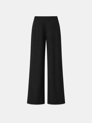 Kadın Siyah Esnek Dokulu Regular Fit Pantolon