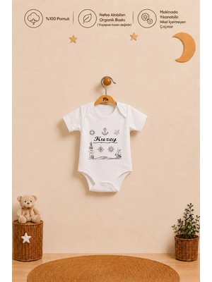 Pia Baby %100 Pamuk Isme Özel Erkek Bebek Kısa Kollu Alttan Çıtçıtlı Body Zıbın Organik Baskılı Bebek Hediyesi