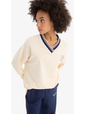 Vionna Defacto Oversize Geniş Kalıp V Yaka Baskılı Sporcu Sweatshirt D7135AX25SP