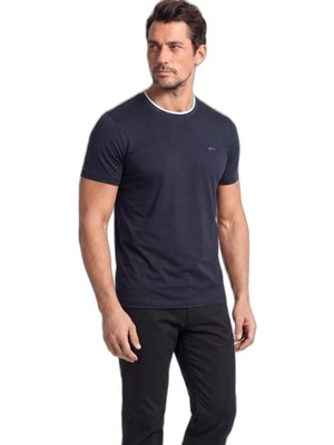 Vionna Erkek Kısa Kol Bisiklet Yaka Rahat Kesim Beyaz T-Shirt 26411011SMA-108