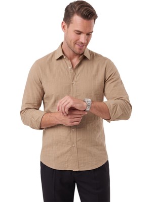 Deepsea Erkek Slim Fit %95 Pamuk Çizgi Dokulu Açık Kahve Ütü Gerektirmeyen Gömlek 2600002