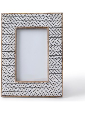 Yargıcı Çizgi Desenli Dikdörtgen ÇERÇEVE(16X21 Cm)