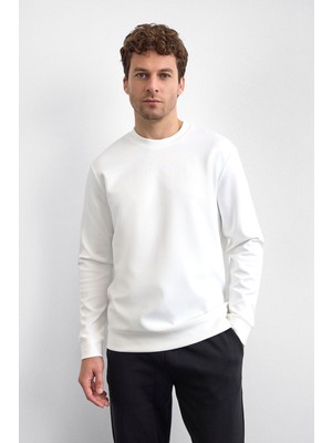 Back & Bond Beyaz Regular Fit Bisiklet Yaka Sweatshirt