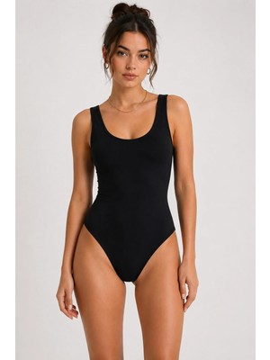 West Club Toparlayıcı Çıtçıtlı Body Siyah Renk