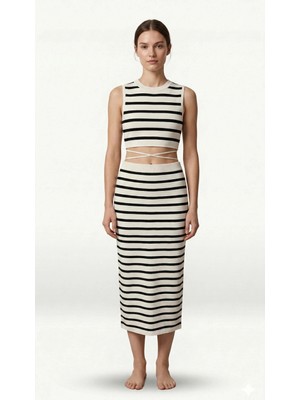 Shın Butik Shın Siyah Beyaz Çizgili Crop Bluz Etek Takım Şık Yazlık