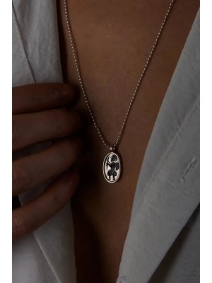 Ricco Jewellery 925 Ayar Gümüş Antik Savaşçı Yassı Top Kolye