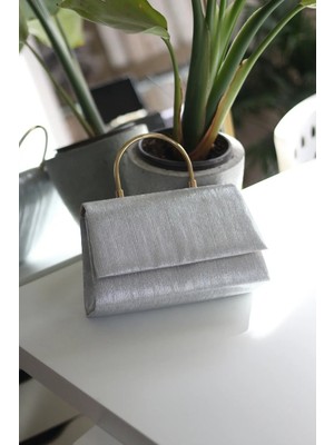 Moom Bag Kadın Gümüş Lazer Kesim Metal Tutma Saplı Kapaklı Abiye Çantası