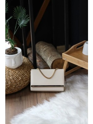 Moom Bag Kadın Krem Şerit Detaylı Zincirli Omuz Çantası