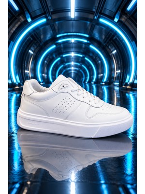 Tonny Black Erkek Beyaz Rahat Kalıp Deri Detaylı Bağcıklı Sneaker
