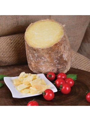 Karaman Divle Obruk Tulum Peyniri (Yeni Sezon) 1000 G E