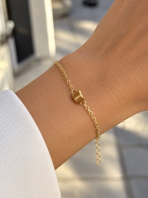 Mare Butik Minimal Küp Detaylı Gold Zincir Bileklik
