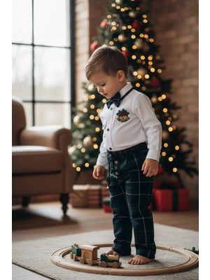 Aslı Türkoğlu Yeni Yıl Çan Nakışlı Erkek Bebek Takım – Ekose Pantolon & Gömlek Papyon Takım Set