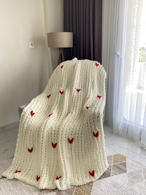 Kazan Hobi El Yapımı Kalın Tv Battaniye, Kırmızı Kalp Desenli, 170X120 Cm, Beyaz