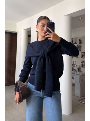 Magarde Atkılı Oversize Bisiklet Yaka Kazak- Lacivert