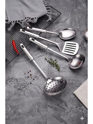 aklow akyoleticaret 4 Parça Çelik Mutfak Servis Seti, Kepçe, Kevgir, Spatula ve Kaşık