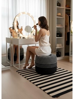 aklow akyoleticaret Natureline Jüt Puf Salon Pufu Antre Puf Makyaj Masası ve Yatak Odası Banyo Puf Teras Veranda ve Balkon Uyumlu Hasır Dekoratif Dayanıklı ve Çok Amaçlı Puff (Siyah-Beyaz Kırçıl)