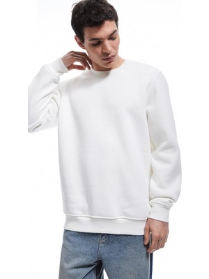 Şanal Pamuklu Uzun Kollu Şardonlu Bisiklet Yaka Erkek Basic Sweatshirt