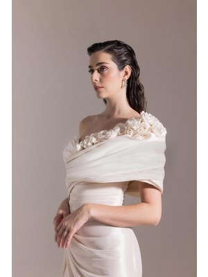 Perfect Mega Store Kenzel Yaka Drape ve Çiçek Detaylı Abiye ELBISE-A25030