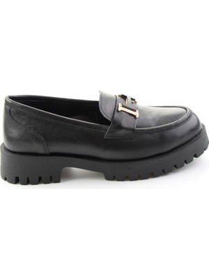 Bambi Siyah Hakiki Deri Kadın Loafer Ayakkabı K01821097103