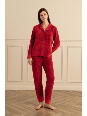 Sevim Kadın Uzun Kol Önden Düğmeli Kadife Kırmızı Pijama Takımı C0T7N081