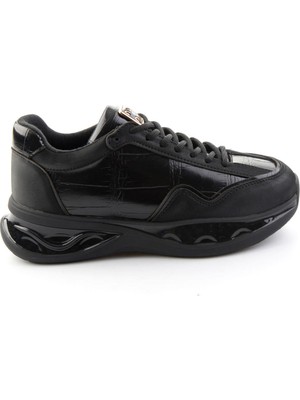 Bambi Siyah  Kadın Sneaker K01228092109
