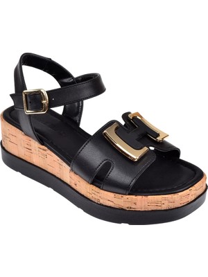 Castle Black Dolgu Taban Kadın Sandalet CB-35182 Siyah