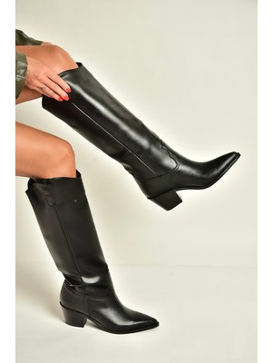Fox Shoes Z922835109 Siyah Kalın Topuklu Kadın Çizme