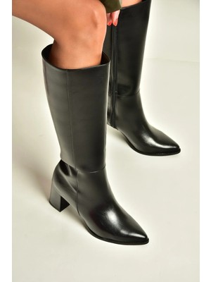 Fox Shoes Z480173260 Siyah Rustik Kalın Topuklu Kadın Çizme