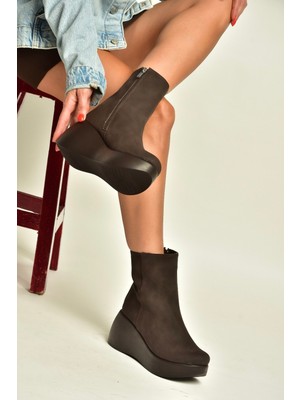 Fox Shoes Z946051901 Kahverengi Nubuk Dolgu Tabanlı Kadın Bot