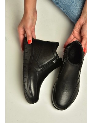 Fox Shoes Z555260203 Siyah Hakiki Deri Kadın Bot