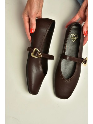Fox Shoes Y726632609 Kahverengi Kalp Toka Detaylı Kadın Babet