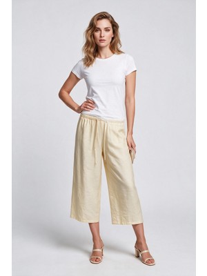 Ayhan Kadın Keten Karışımlı Geniş Paça Beli Bağcıklı Crop Pantolon 26YKRB71537