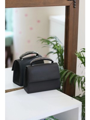 Moom Bag Kadın Siyah Taş Tutma Detaylı Abiye Omuz Çantası