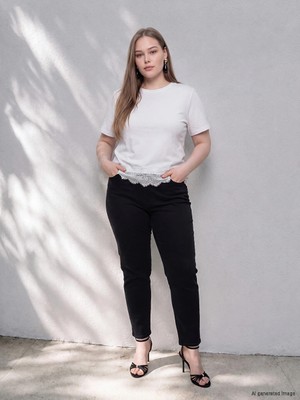 Lc Waikiki Yeni Sezon Siyah Büyük Beden Slim Fit Kadın Jean Pantolon