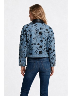 On Kadın İşlemeli Deri Yakalı Jean Ceket Crop Mont